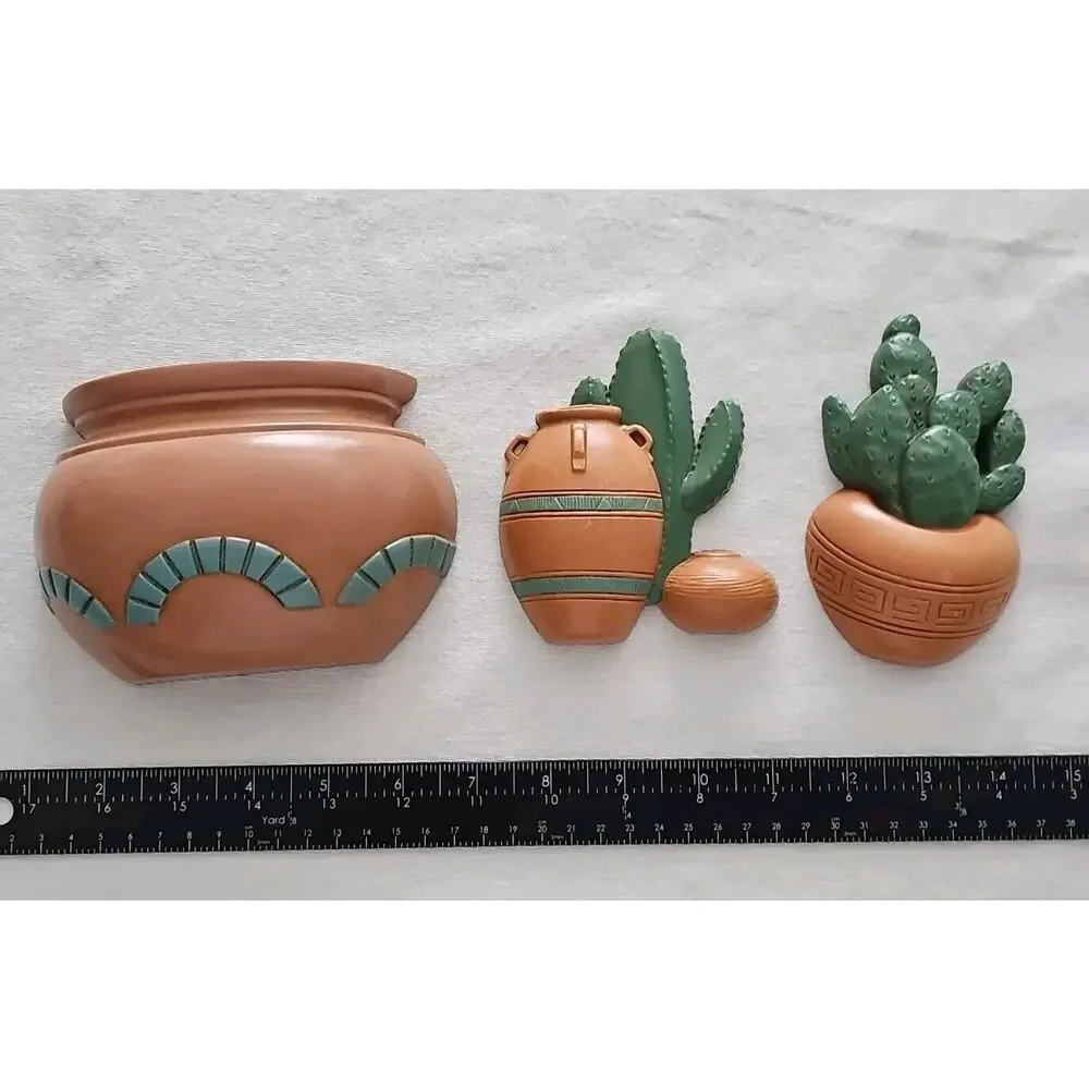 Vintage Kitchen Wall Plaques USA Burwood South Western Cactus Pottery